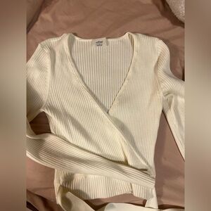 Aritzia wilfred all tied up sweater small